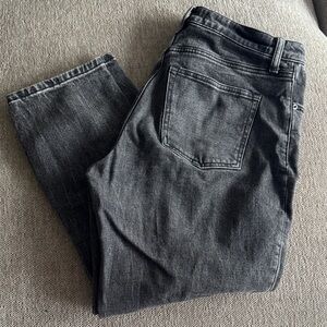 Abercrombie & Fitch Curve Love The Mom High Rise Jeans